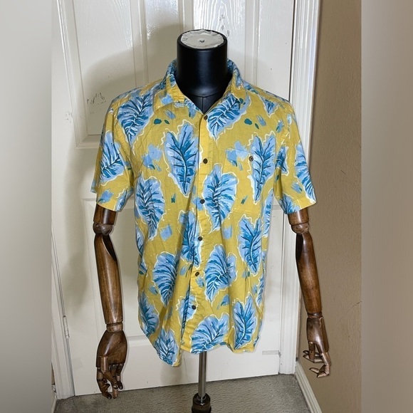 Patagonia Other - Men's Malihini Pataloha® Shirt Large​​​​​​​​​​
